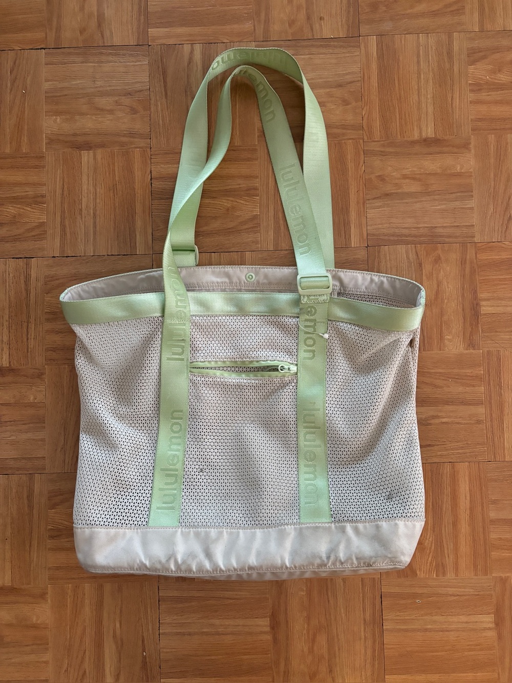 Lululemon beach bag